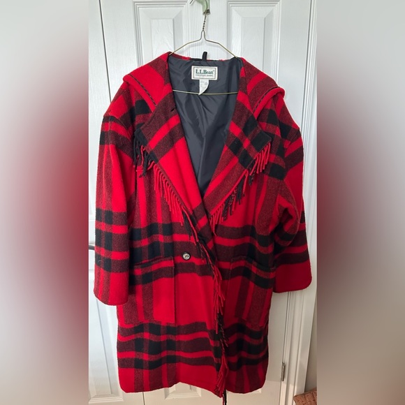 Vintage LL BEAN Women’s Red Black Plaid Wool Coat size Petite XL - Picture 1 of 7